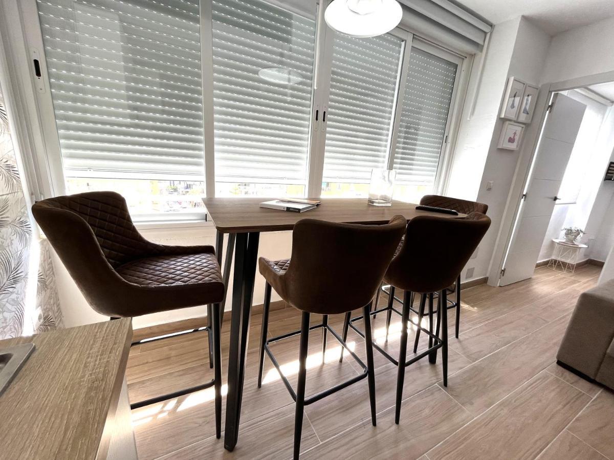 Appartement Cg630 - Nuevo - 1 Dorm - Vistas Lateral Al Mar - Wifi - Centro A 50 Metros, Playa A 650 Metros Torremolinos